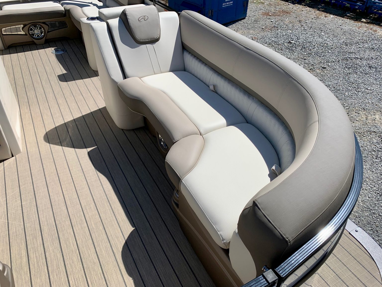 2023 Avalon Catalina 2385 VRL Calico Jack's